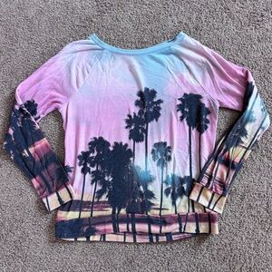 SO palm tree graphic long sleeve
